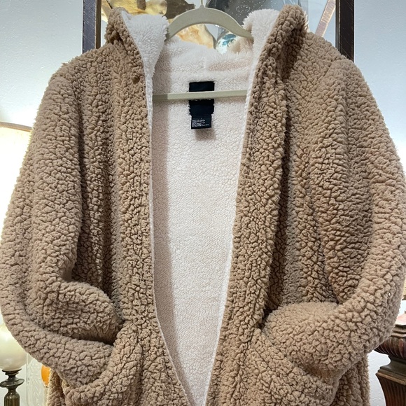 Me Jane women winter sherpa jacket hooded. Small-M,like new. - Picture 1 of 10